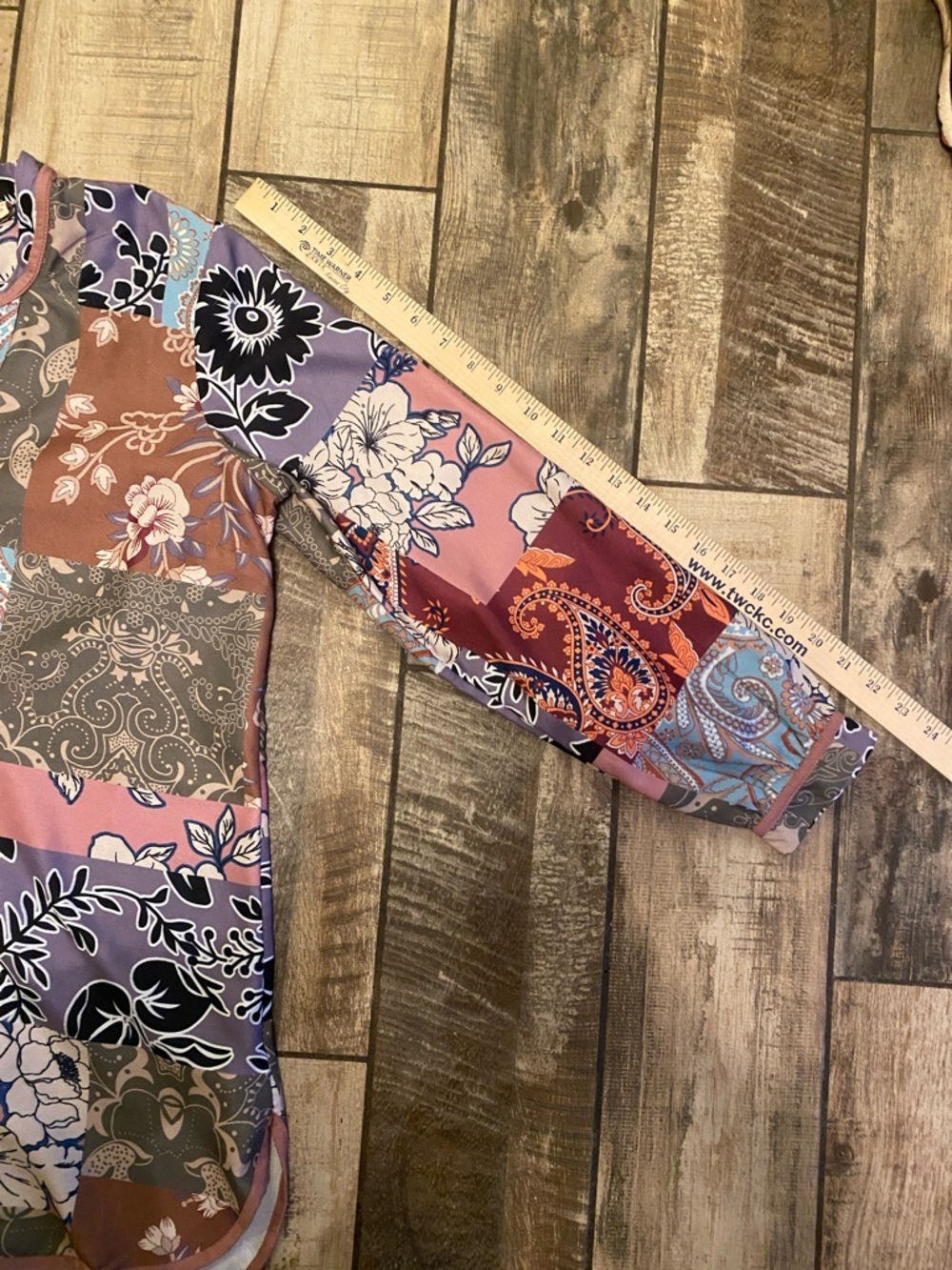 Soft surroundings Patchwork Floral Button-Front Women's Top in Pink/multi - Picture 7 of 10